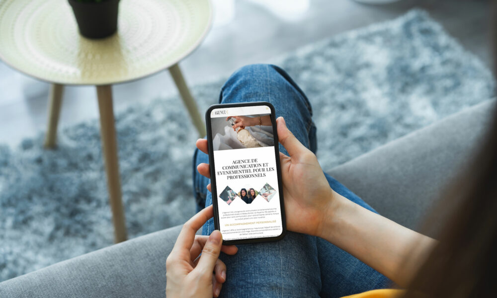 Réalisation d'un site vitrine pour une agence de communication : affichage mobile